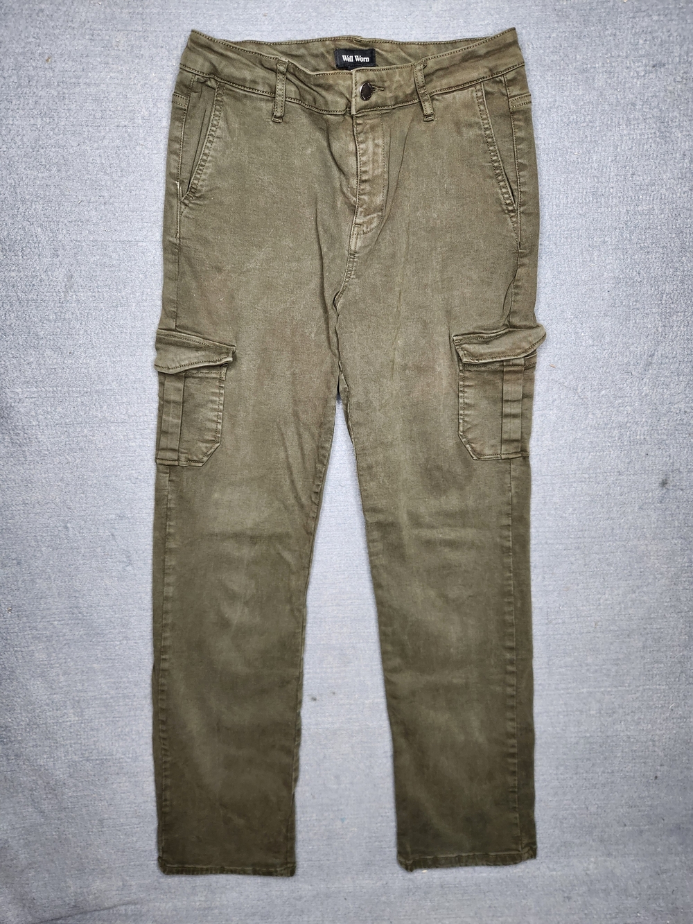 Well Worn Olive Cargo Pants for Men